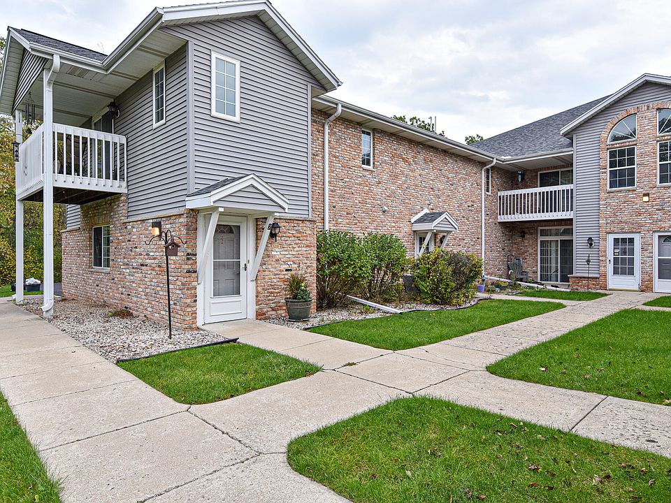 1st image of 430 W Aspen Dr Unit 7