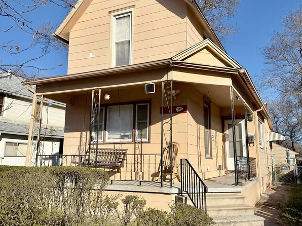 1012 NE Madison St, Topeka, KS 66608