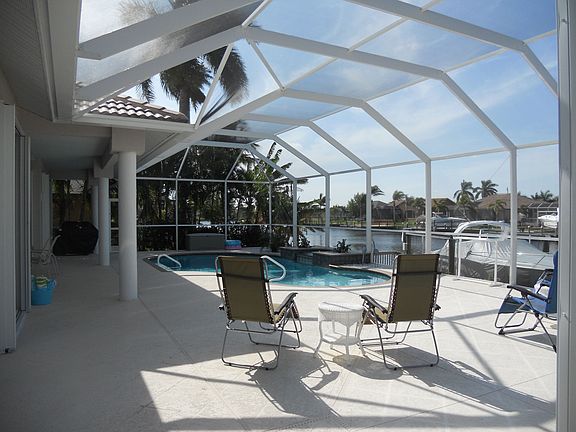 4th image of 5208 SW 24th Pl