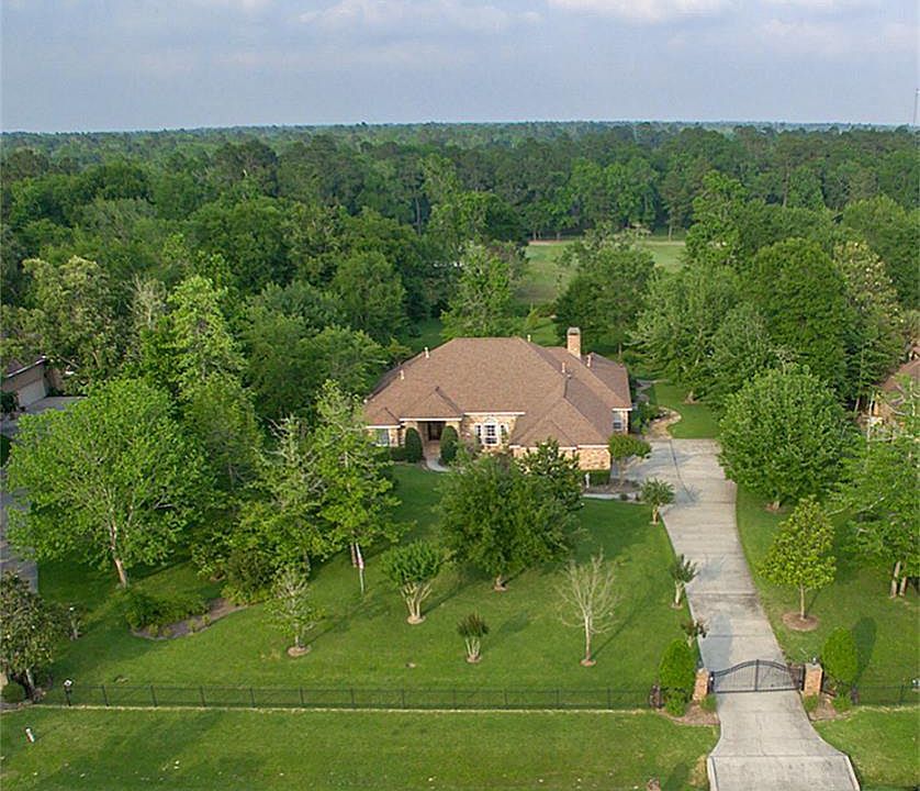 1st image of 32918 Sawgrass Ct