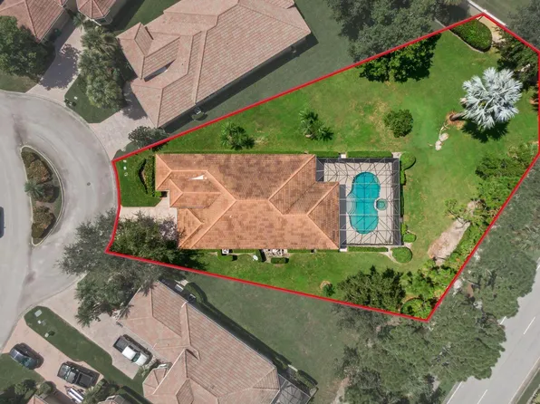 9152 Short Chip Circle, Port St Lucie, FL 34986