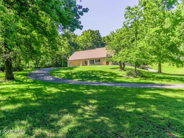 1315 Lynnwood Dr, Jefferson City, MO 65109