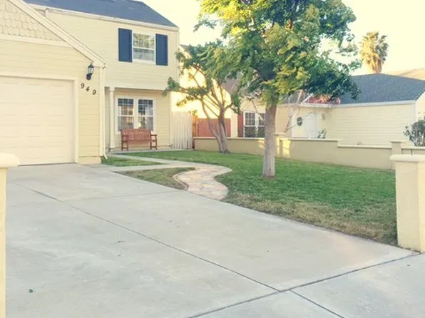 949 Oak Glen Ln, Colton, CA 92324