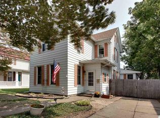 629 S 17th St, Quincy, IL 62301