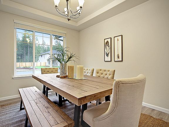 3rd image of 4643 Plover St NE