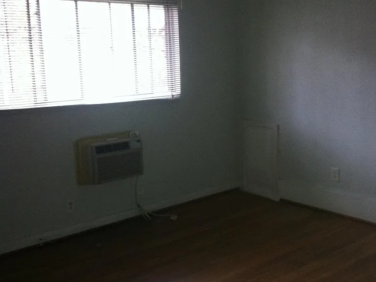 770 Myrtle St NE #11 — Photo 6