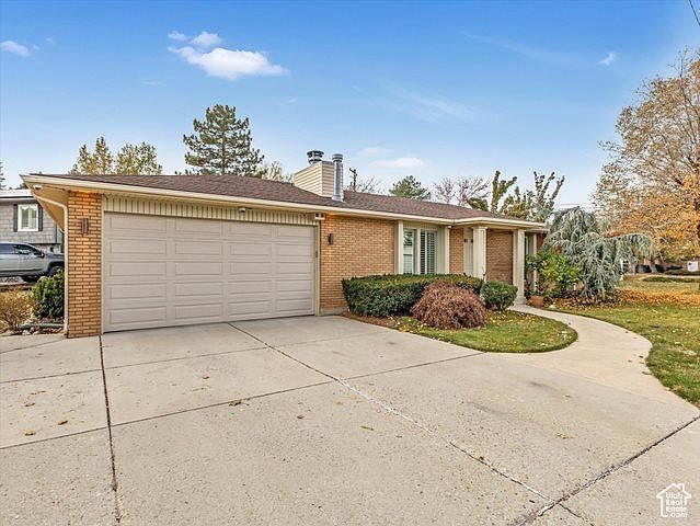 1st image of 1584 E Parkridge Dr S