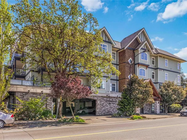 2881 Peatt Rd #307, Langford, BC V9B 3V7