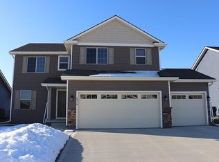 2310 SE Maxwell Dr, Waukee, IA 50263