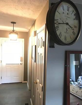3rd image of 1008 Doral Dr