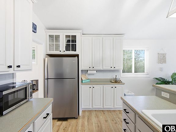 4th image of 1100 W Durham St Lot 697