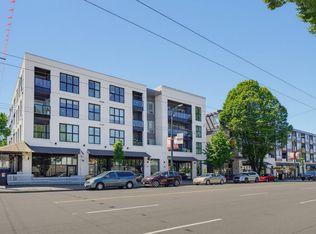 1588 Hastings St E #218, Vancouver, BC V5L 0B8