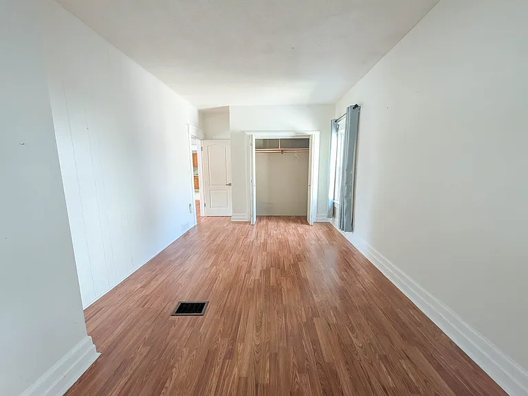 155 1/2 Lake St #1 — Photo 13