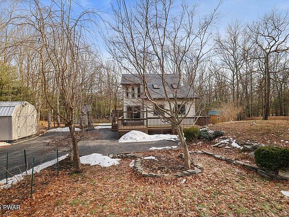 5th image of 144 Basswood Dr