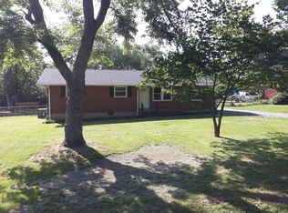 591 Walton Ferry Rd, Hendersonville, TN 37075