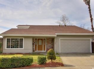 909 Bliss Ct, Davis, CA 95618