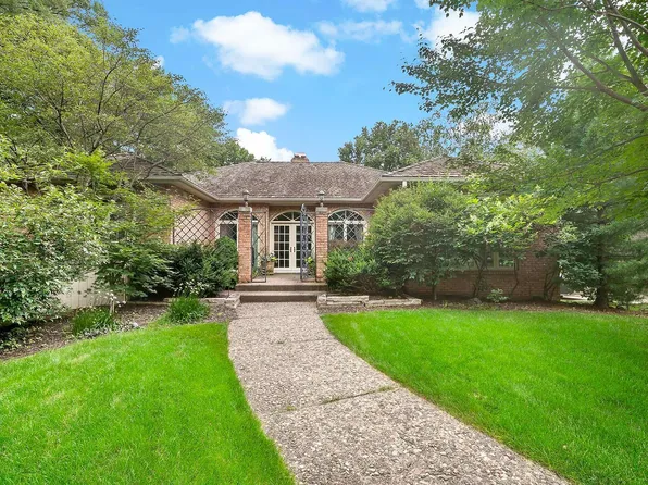 7444 Shannon Dr, Edina, MN 55439