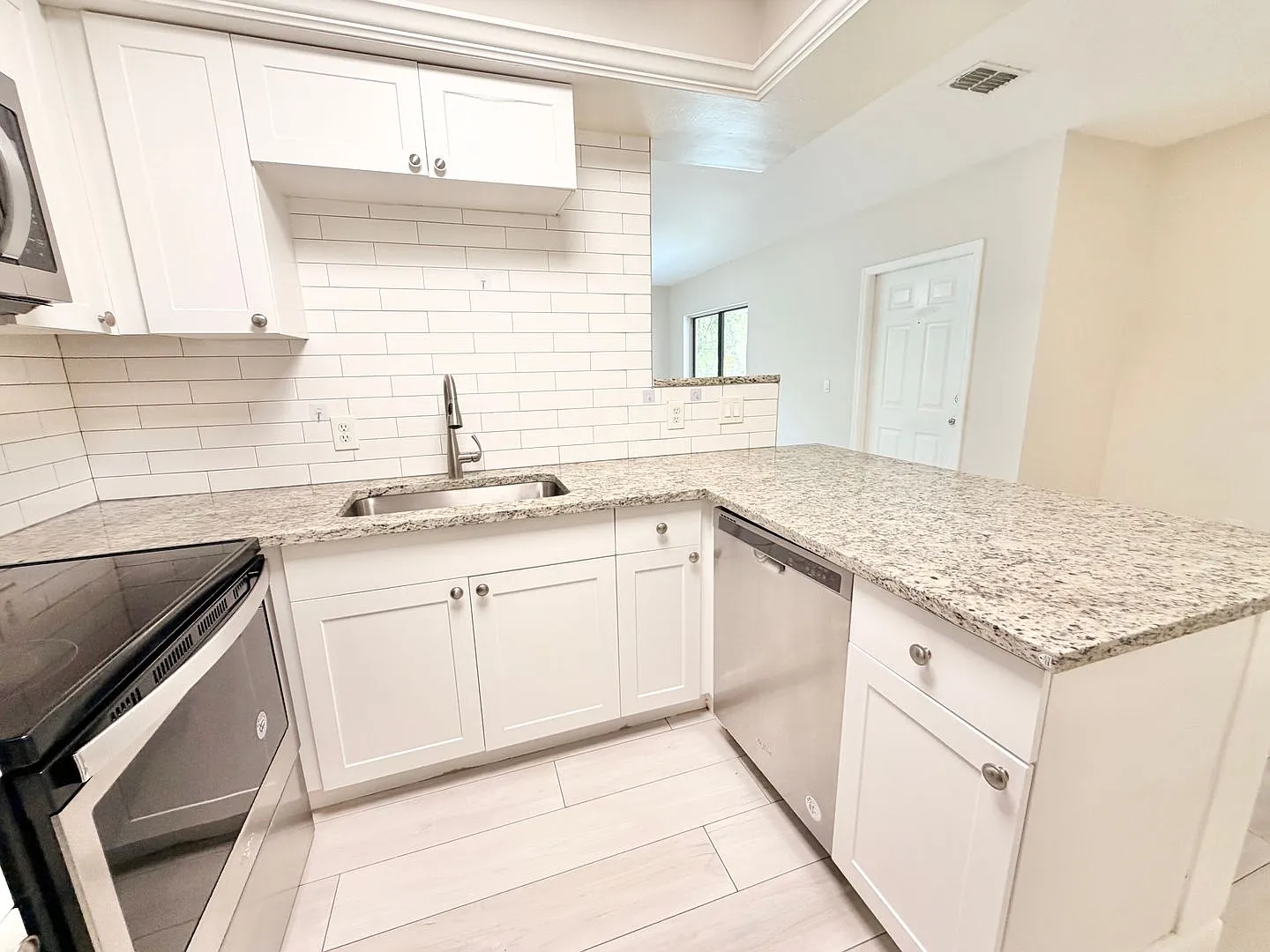 PB - Gulfstream Drive Land Trust (4241 GD) — Photo 4