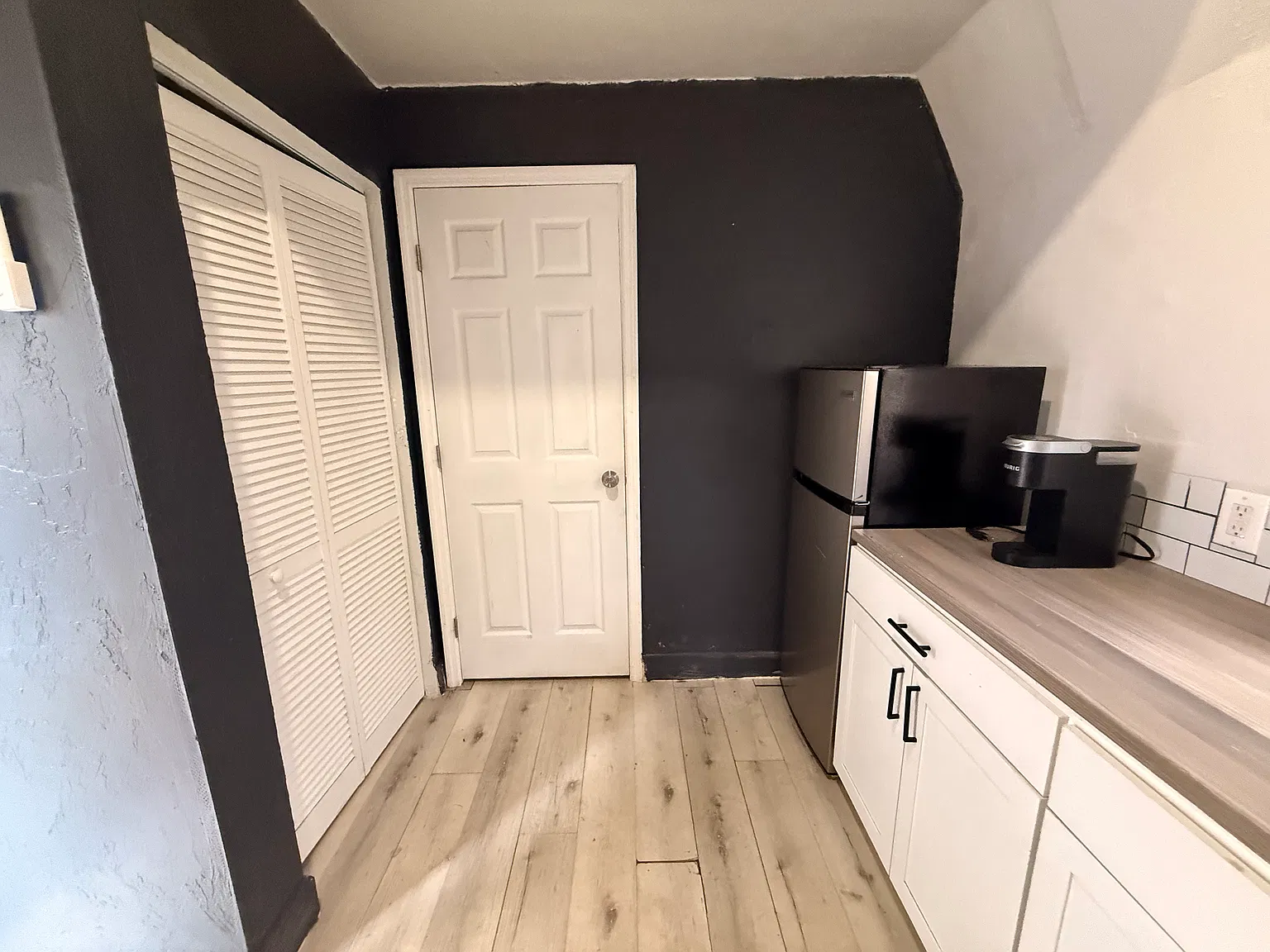1 bed, 400 sqft, $720 — Photo 4