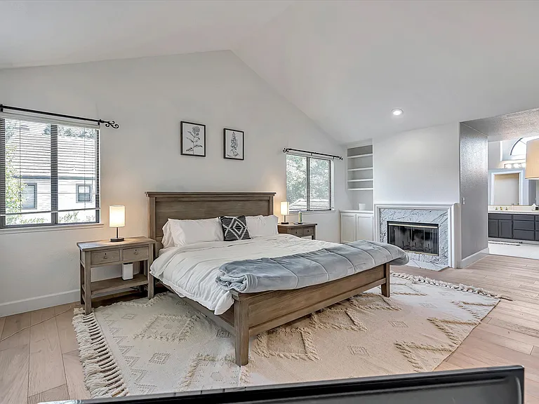 133 Madrid Way — Photo 28
