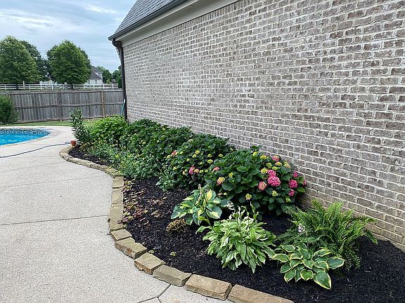 5th image of 4474 Chestnut Hill Dr