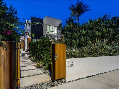 12223 Gorham Ave, Los Angeles, CA, 90049
