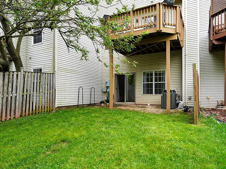 44030 Gala Cir — Photo 29