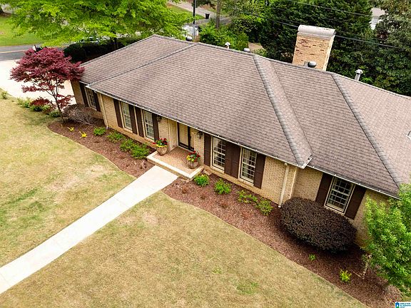4th image of 3499 Westbury Rd