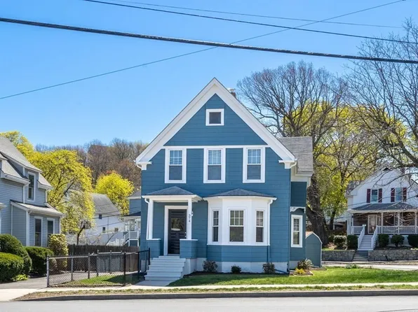 374 Lincoln Ave, Saugus, MA 01906