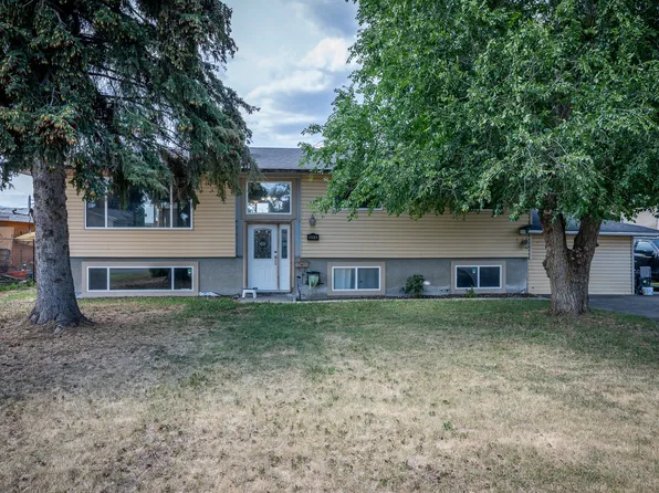 920 Newton St, Kamloops, BC V2B 5J4