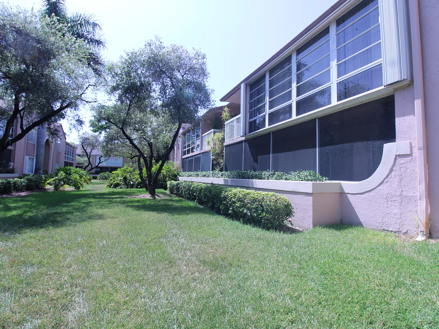 4760 NW 102nd Ave — Photo 3