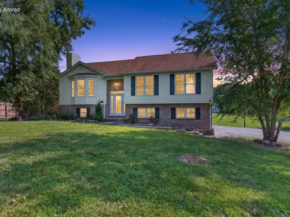 364 Ridgeview Dr, Berea, KY 40403