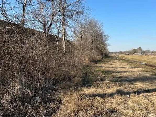 6305 Selinsky Rd, Houston, TX 77048