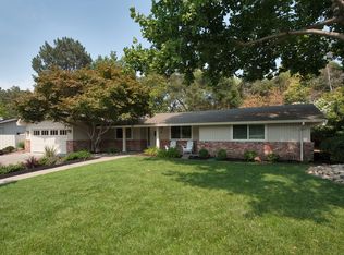 4 Burr Ct, Lafayette, CA