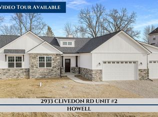2933 Clivedon Rd, Howell, MI 48843