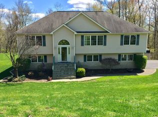 33 Tower Rd, Hopewell Junction, NY 12533