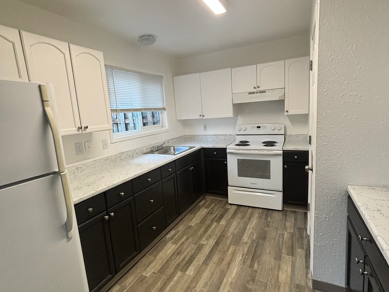 JamesTown Townhouses — Photo 3