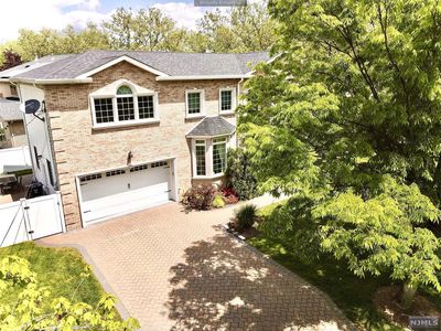 159 Birchwood Rd, Paramus, NJ, 07652
