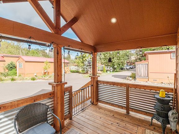 5th image of 8372 Enchanted Way SE #204