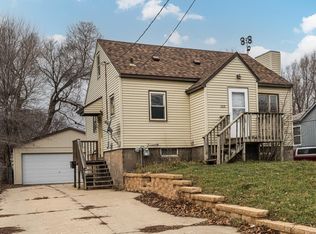 1221 11th Ave SE, Rochester, MN 55904