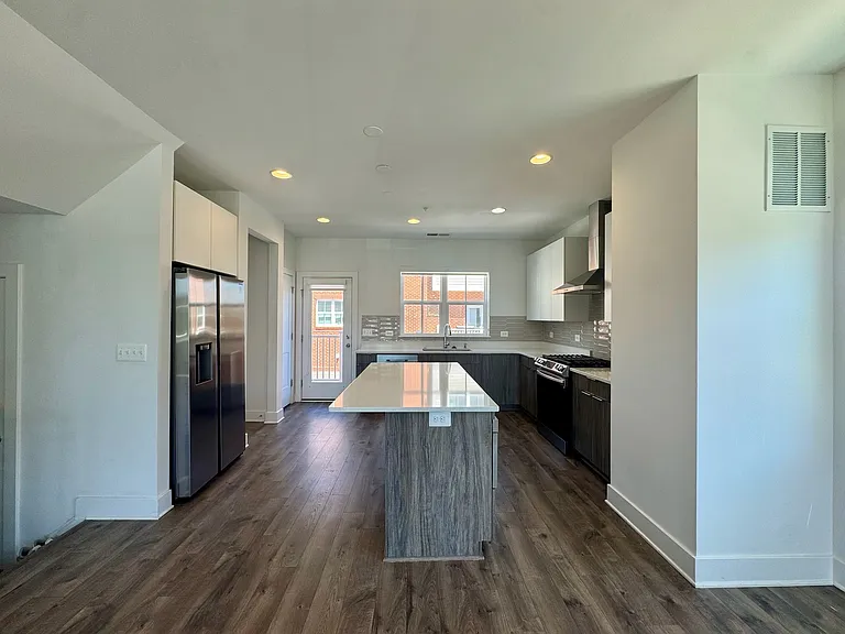 1228 Wynton Pl NE — Photo 13