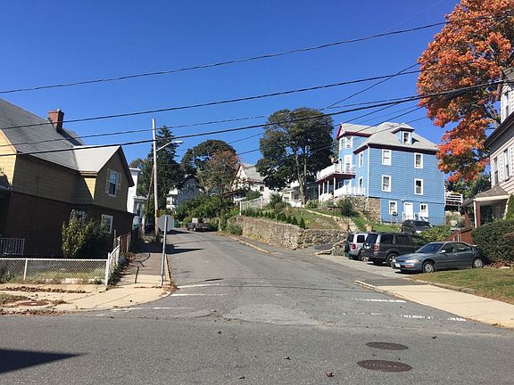 4th image of 14-16 Fiske Ave