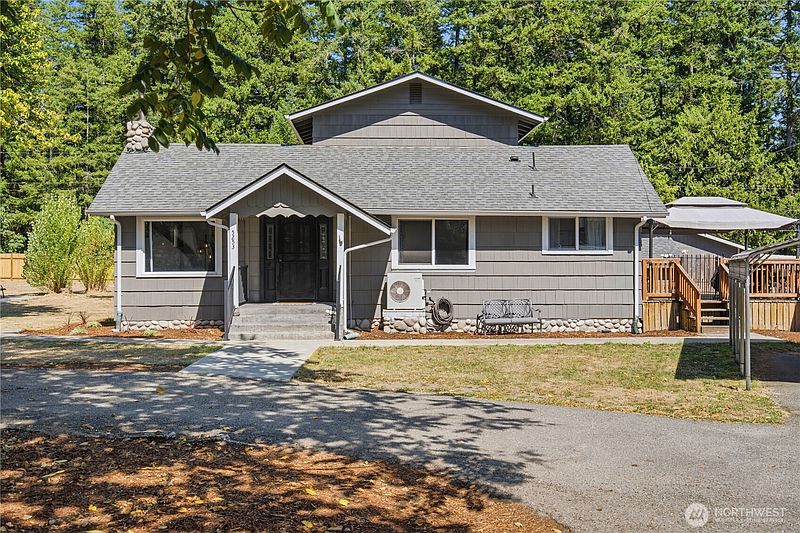 4th image of 5253 Banner Road SE