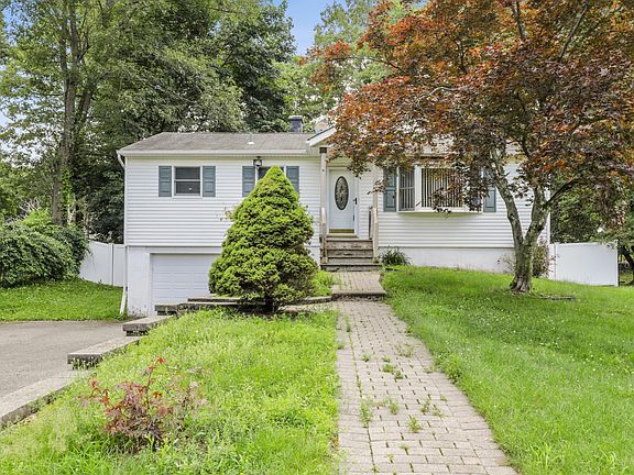 2nd image of 56 Duelk Ave