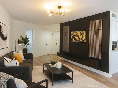 8490 Fountain Ave APT 306, West Hollywood, CA, 90069