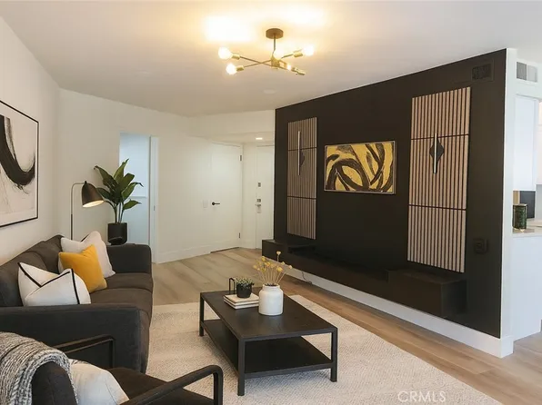 8490 Fountain Ave APT 306, West Hollywood, CA 90069