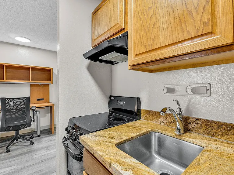 The Amian Residence — Photo 25