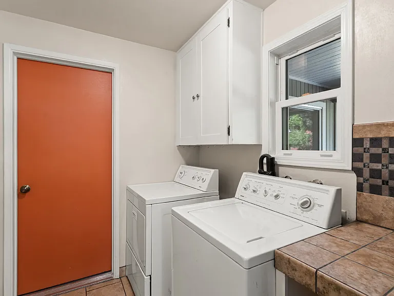 805 Walker Ave — Photo 13