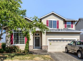 21569 SW Susan Ln, Beaverton, OR 97003