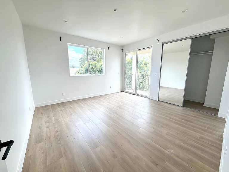 1177 Leighton Ave #1 — Photo 8